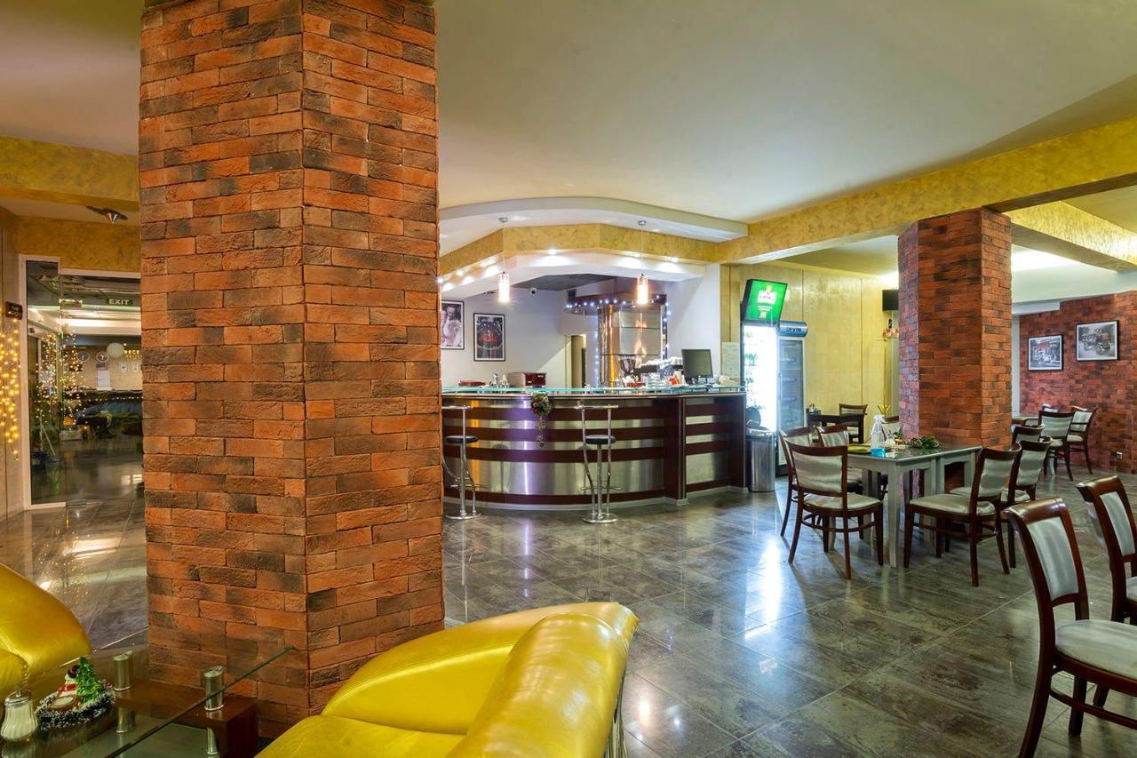 Hotel Slaviani Dimitrovgrad  Bagian luar foto
