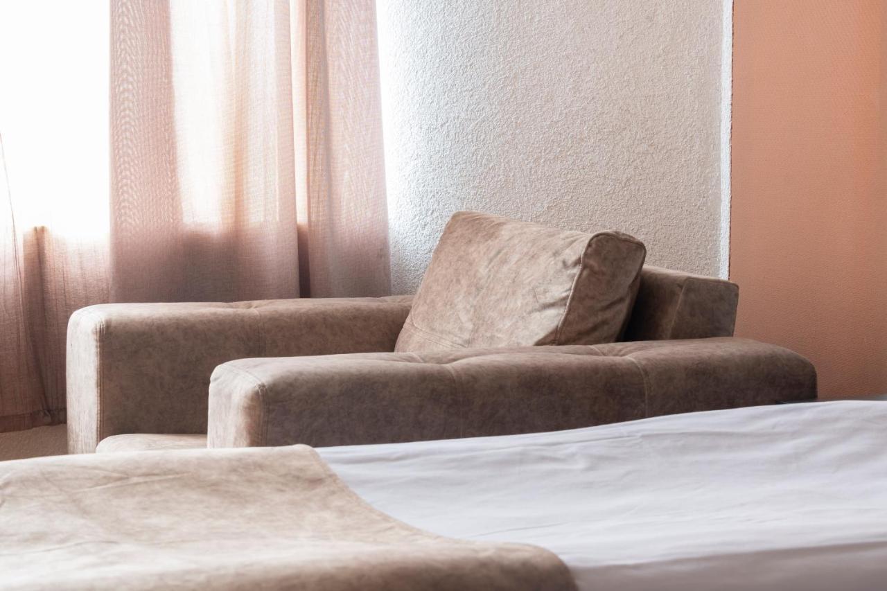 Hotel Slaviani Dimitrovgrad  Bagian luar foto
