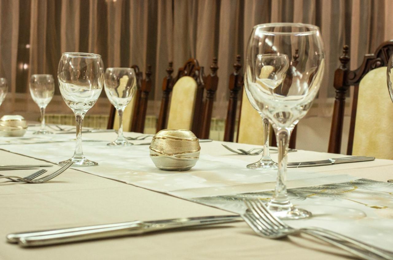 Hotel Slaviani Dimitrovgrad  Bagian luar foto